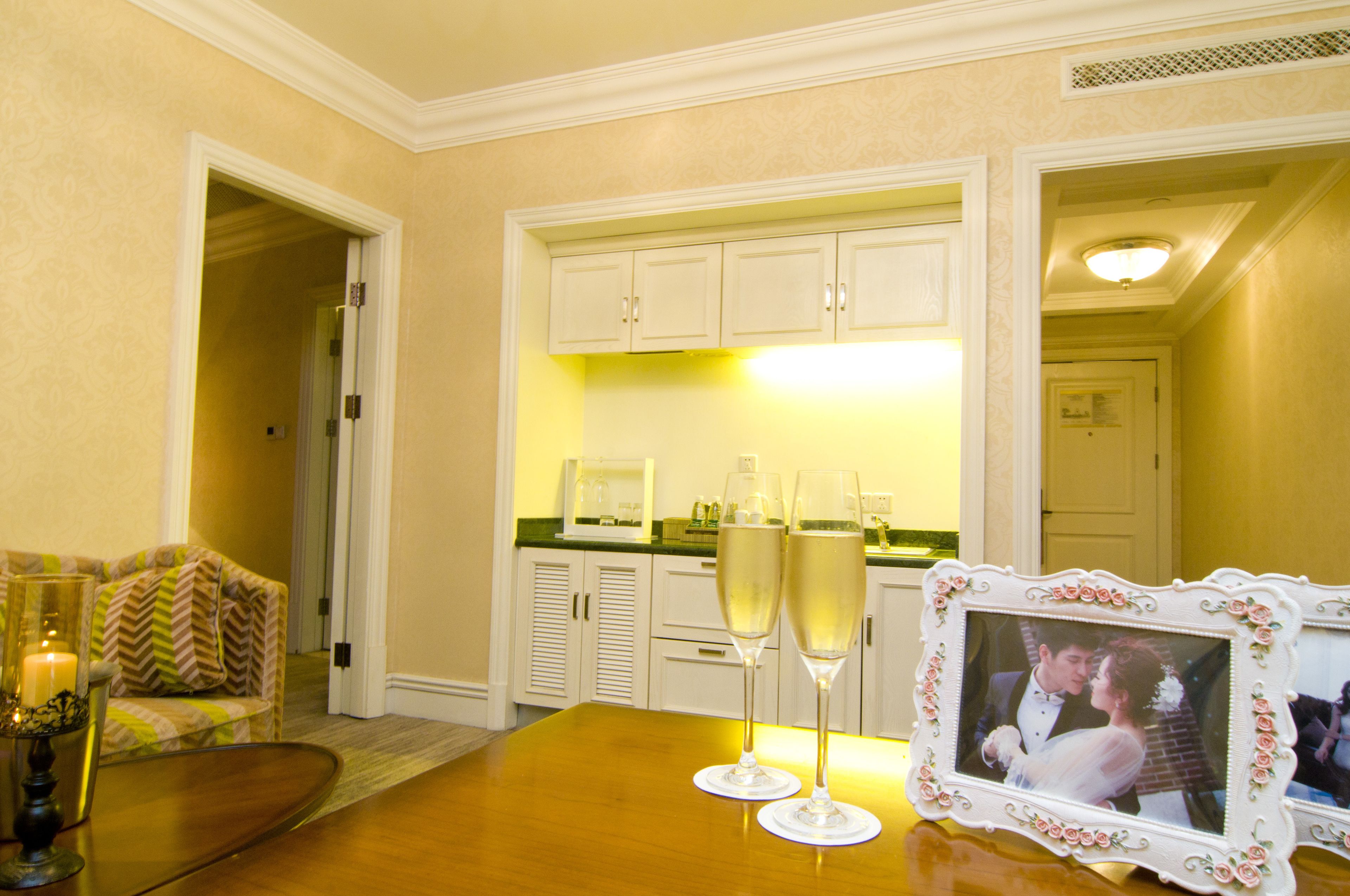 Photo - Royal Grace Hotel