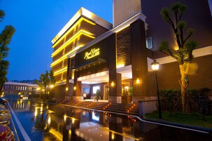 Front of property - evening/night