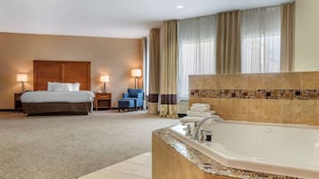 Suite, 1 King Bed, Non Smoking, Hot Tub | Egyptian cotton sheets, premium bedding, down comforters