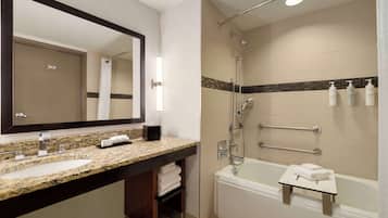 Ducha del cuarto de baño