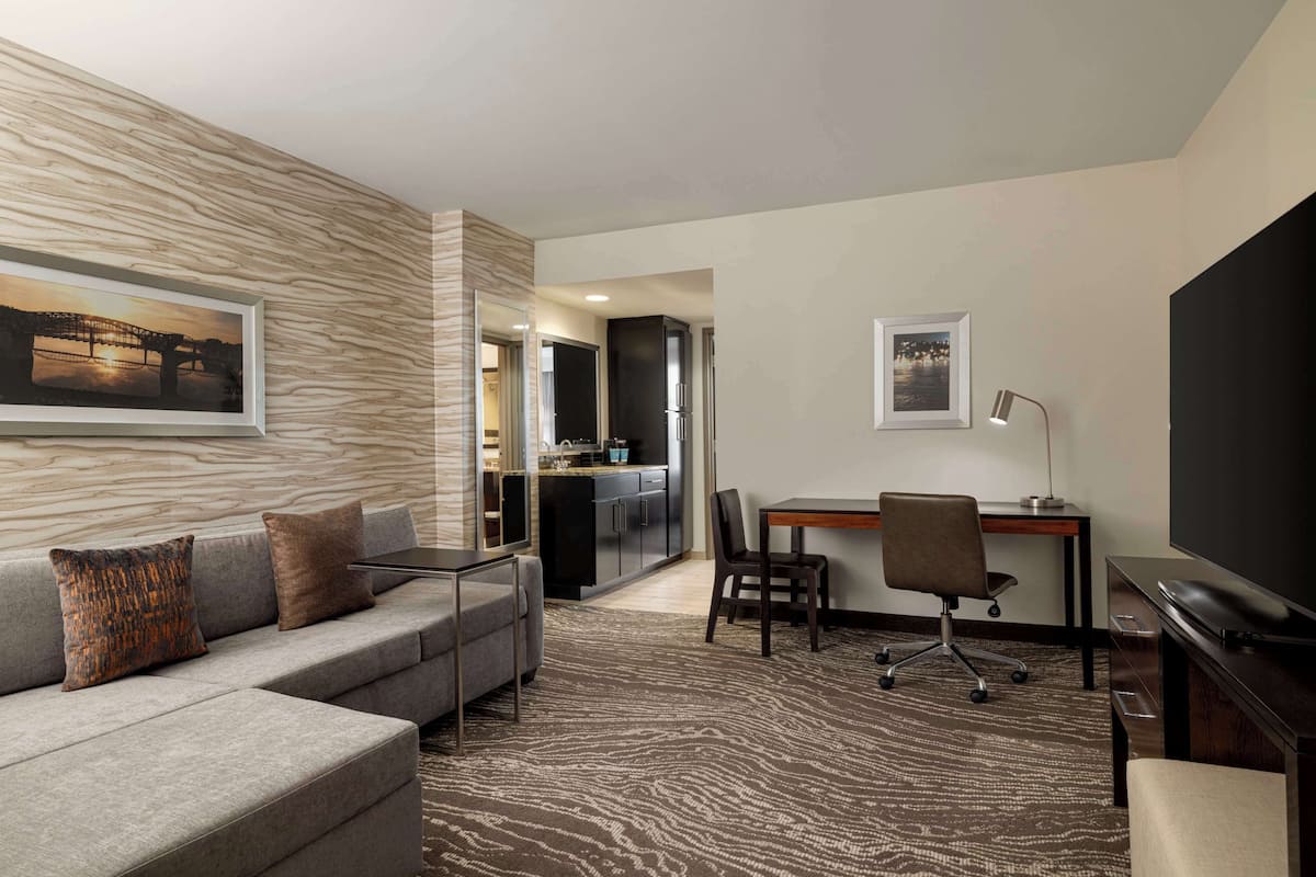 고급 침구, 객실 내 금고, 다리미/다리미판, 무료 WiFi