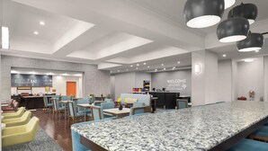 Lobby - Hampton Inn Cotulla (Cotulla)