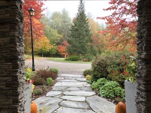 Property entrance - Stone Hill Inn (Stowe)