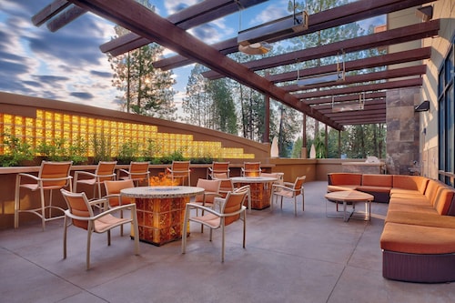 万豪多蓝湖斯普林希尔套房酒店