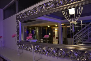 Lobby - Hotel Solvi - Adults Only (Vilanova I la Geltru)