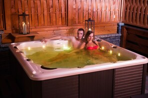 Indoor spa tub - Tatragolf Mountain Resort (Velka Lomnica)
