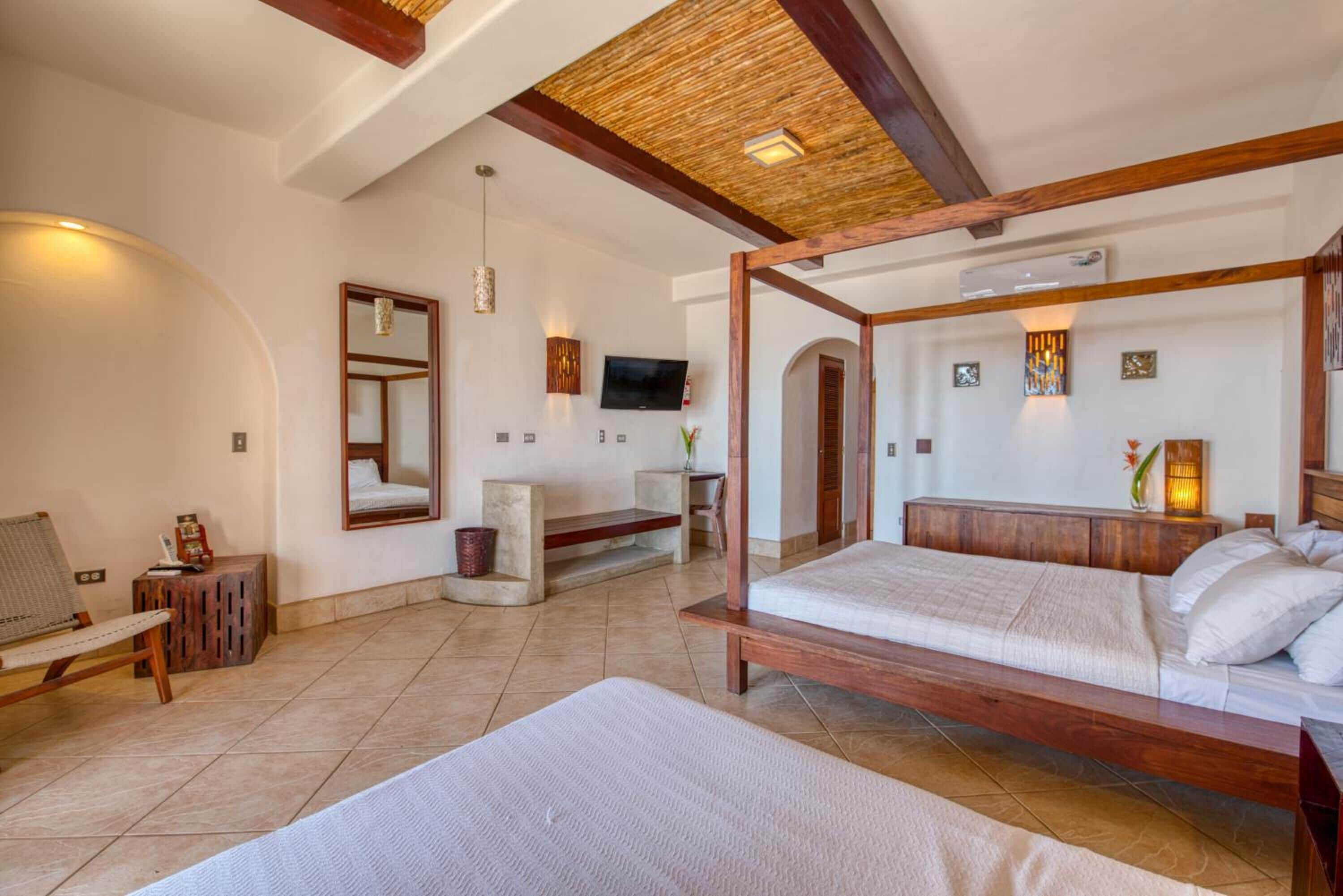 in-room safe, desk, free wifi, bed sheets