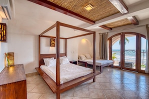 In-room safe, desk, free WiFi, bed sheets