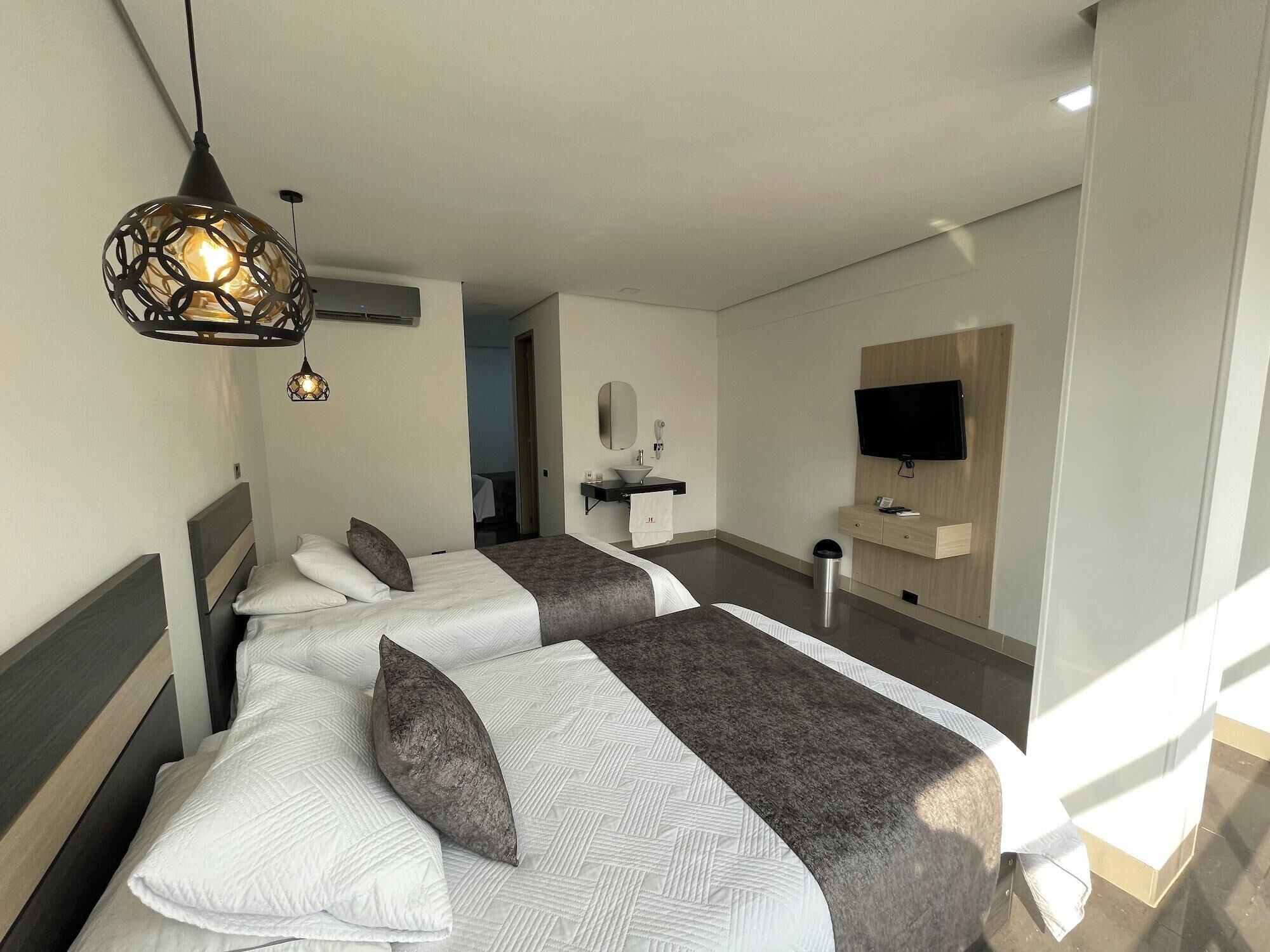 Zimmersafe, Schreibtisch, kostenloses WLAN