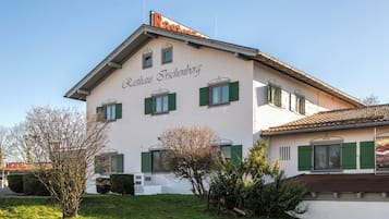 Fachada del alojamiento