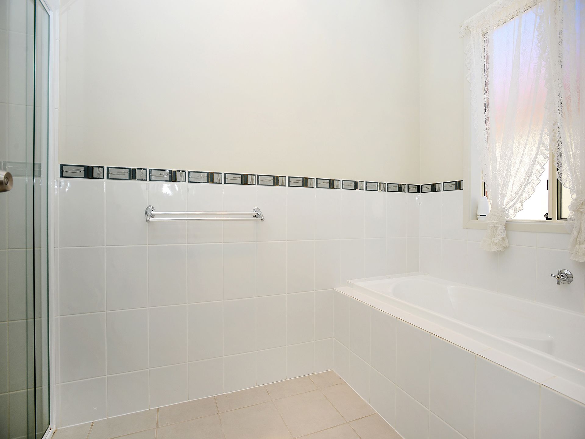 Four Bedroom Holiday House | Bathroom | Separate tub and shower, deep soaking tub, rainfall showerhead