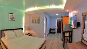 Minibar, in-room safe, soundproofing