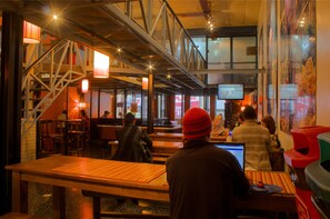 Lobby lounge - Hostel Suites Obelisco (Buenos Aires)