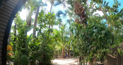 Cable Beach Backpackers - Hostel