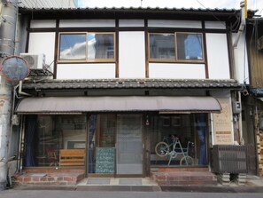 Exterior - Fuji Hostel (Onomichi)