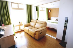 Suite | Zona de estar | Una televisión LCD