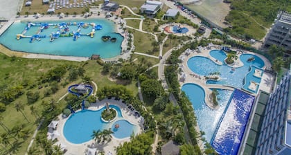 Solea Seaview Resort