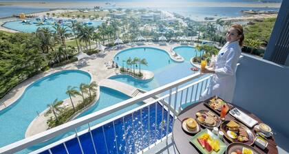 Solea Seaview Resort