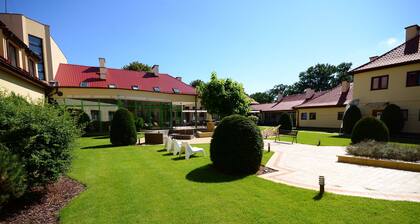 GEM Hotel