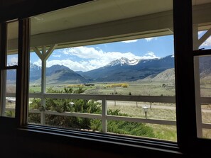 Suite, 1 Bedroom, Mountain View | Porch - Yellowstone Basin Inn (Gardiner)