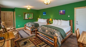 Rom, privat bad (Valley View Room) | Strykejern/-brett, wi-fi (inkludert), sengetøy og vekkerklokke