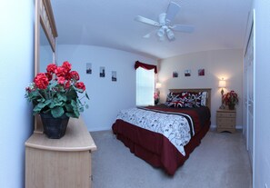 Iron/ironing board, cribs (surcharge), WiFi (surcharge) - AmSun Rental Homes (Kissimmee)
