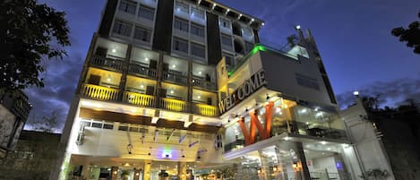 Front of property – evening/night