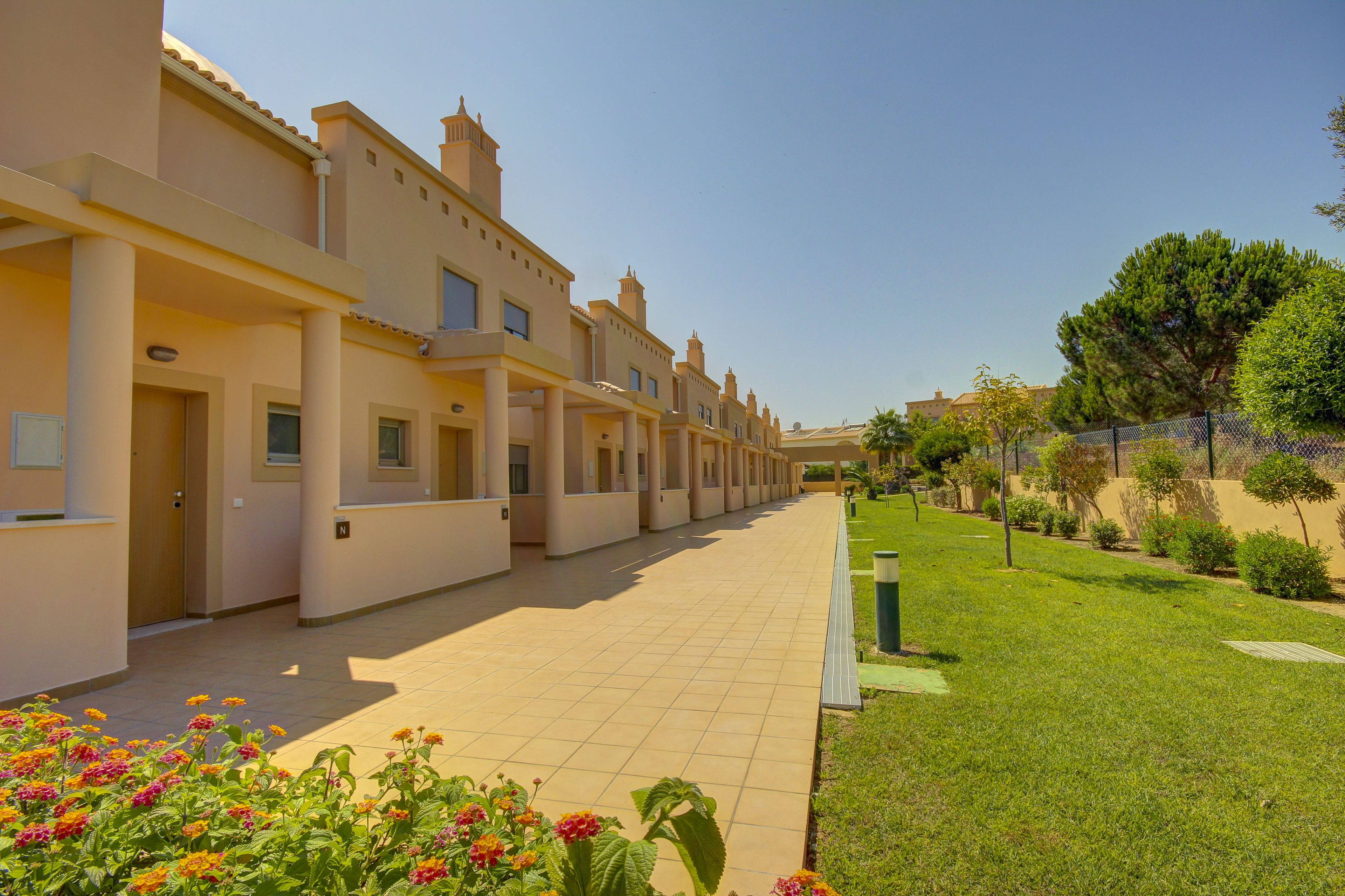 واجهة المنشأة