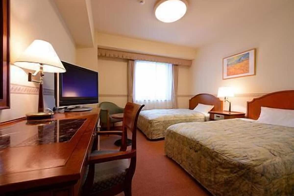In-room safe, desk, laptop workspace, iron/ironing board