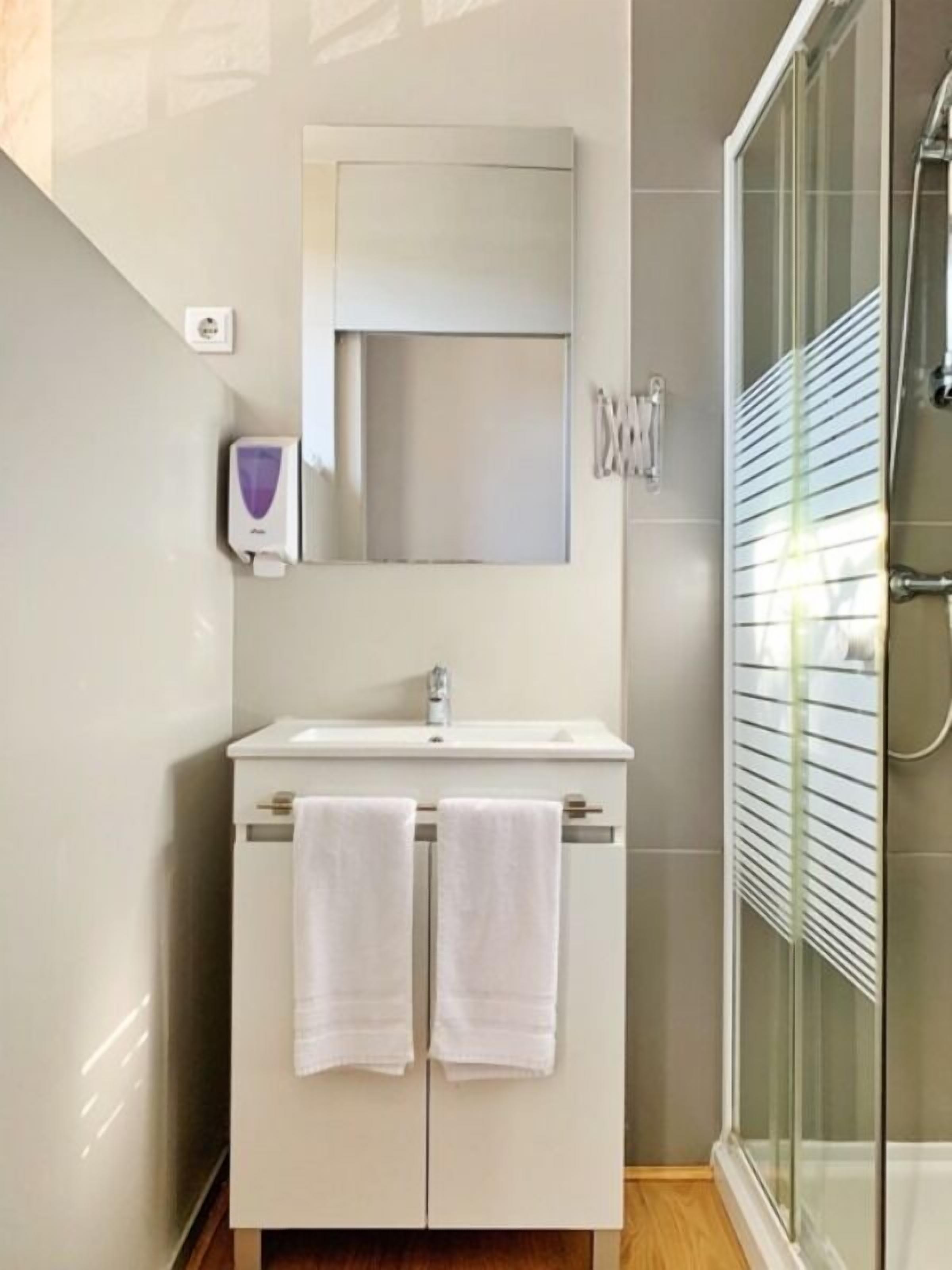 Photo - WW Hostel & Suites