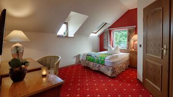 Minibar, cots/infant beds, rollaway beds, free WiFi