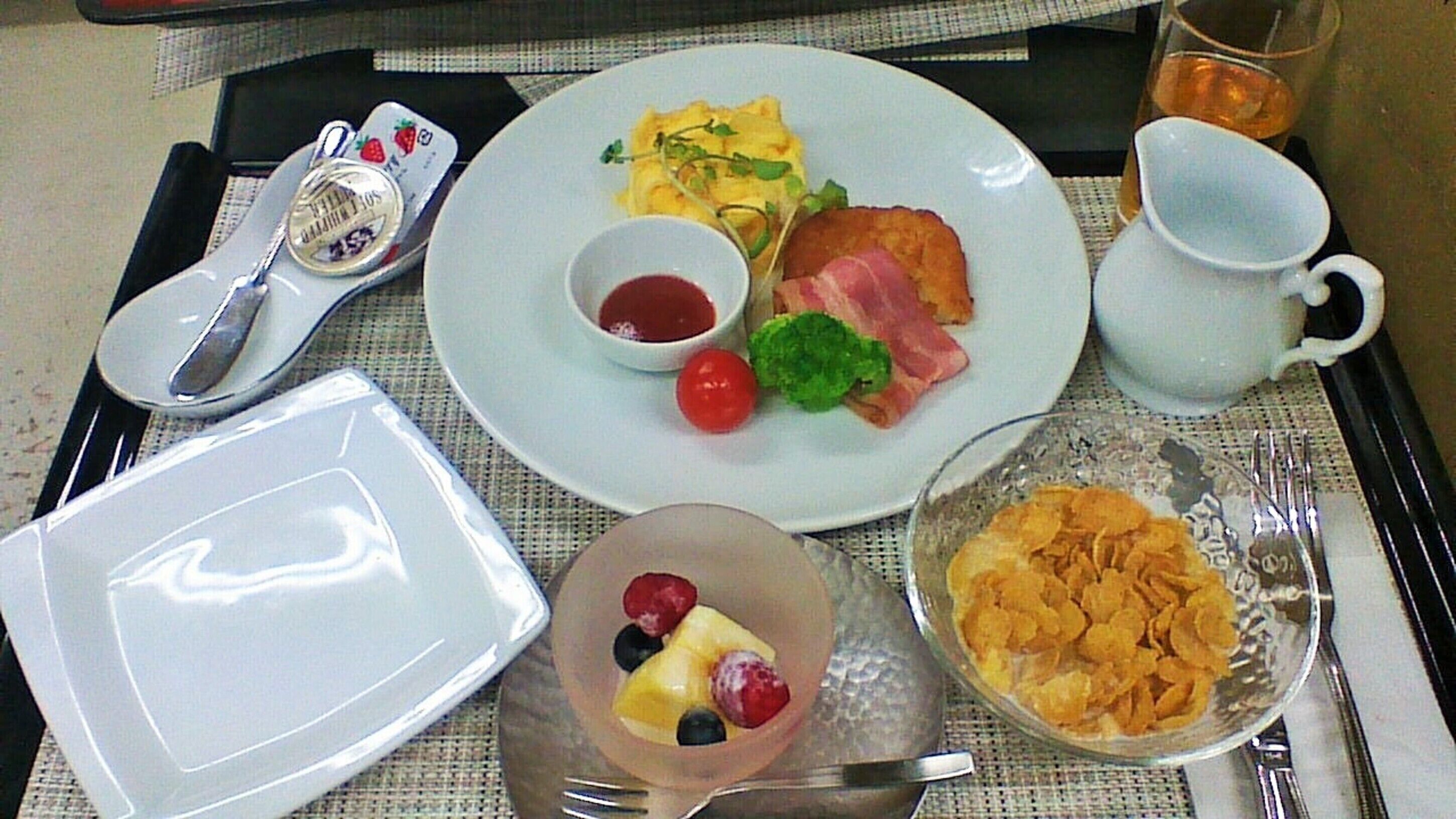 朝食