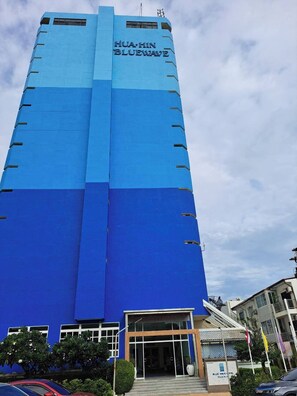 Mặt tiền nơi lưu trú