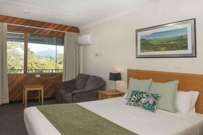 Premium bedding, individually decorated, iron/ironing board, free WiFi - Murwillumbah Motor Inn (Murwillumbah)