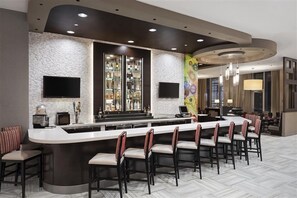 Bar (on property) - Cambria Hotel & Suites - White Plains Downtown (White Plains)