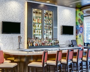 Bar (on property) - Cambria Hotel & Suites - White Plains Downtown (White Plains)