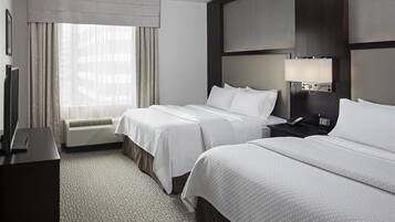 1 Schlafzimmer, Pillowtop-Betten, Zimmersafe, Schreibtisch