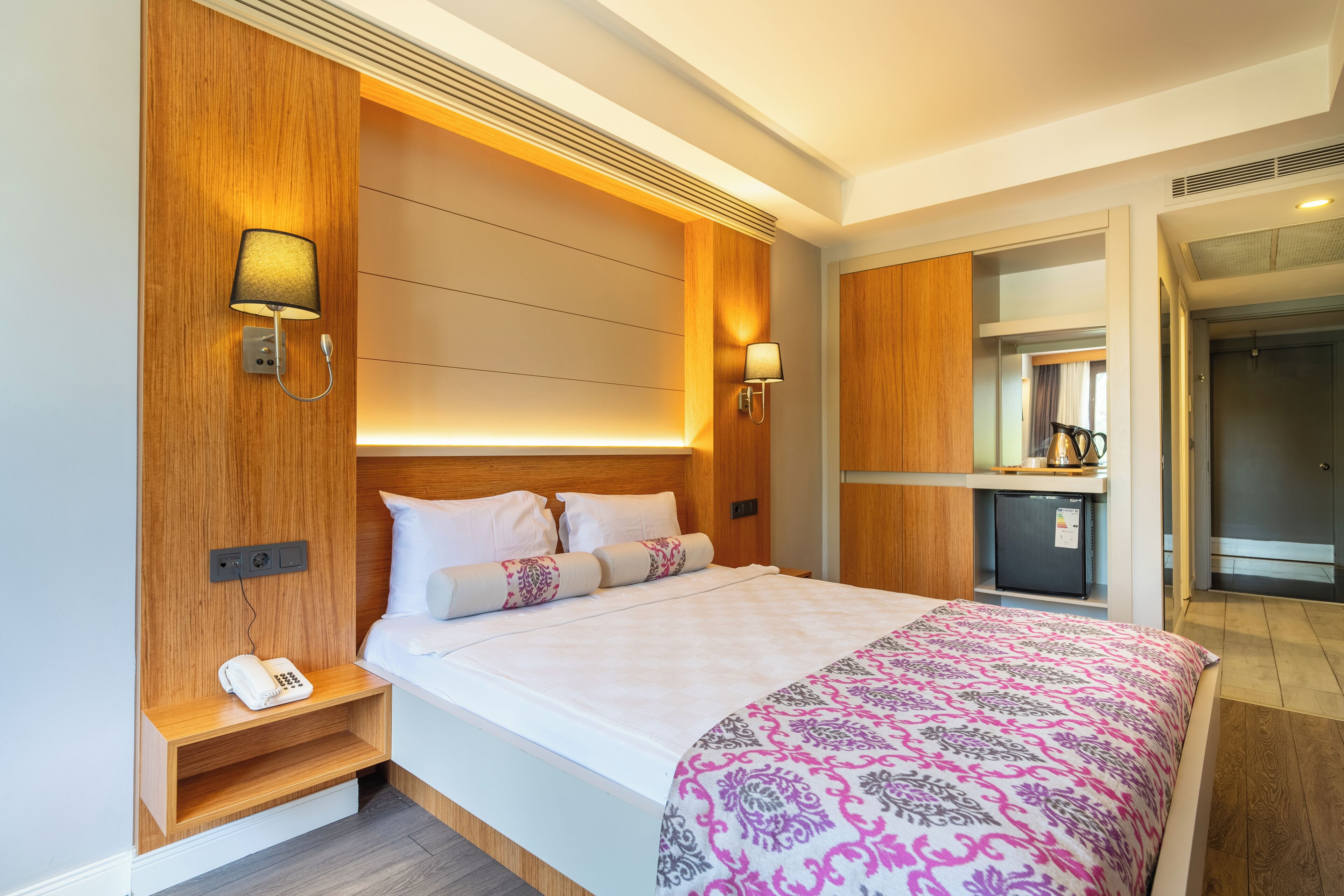 Photo - May Park Hotel