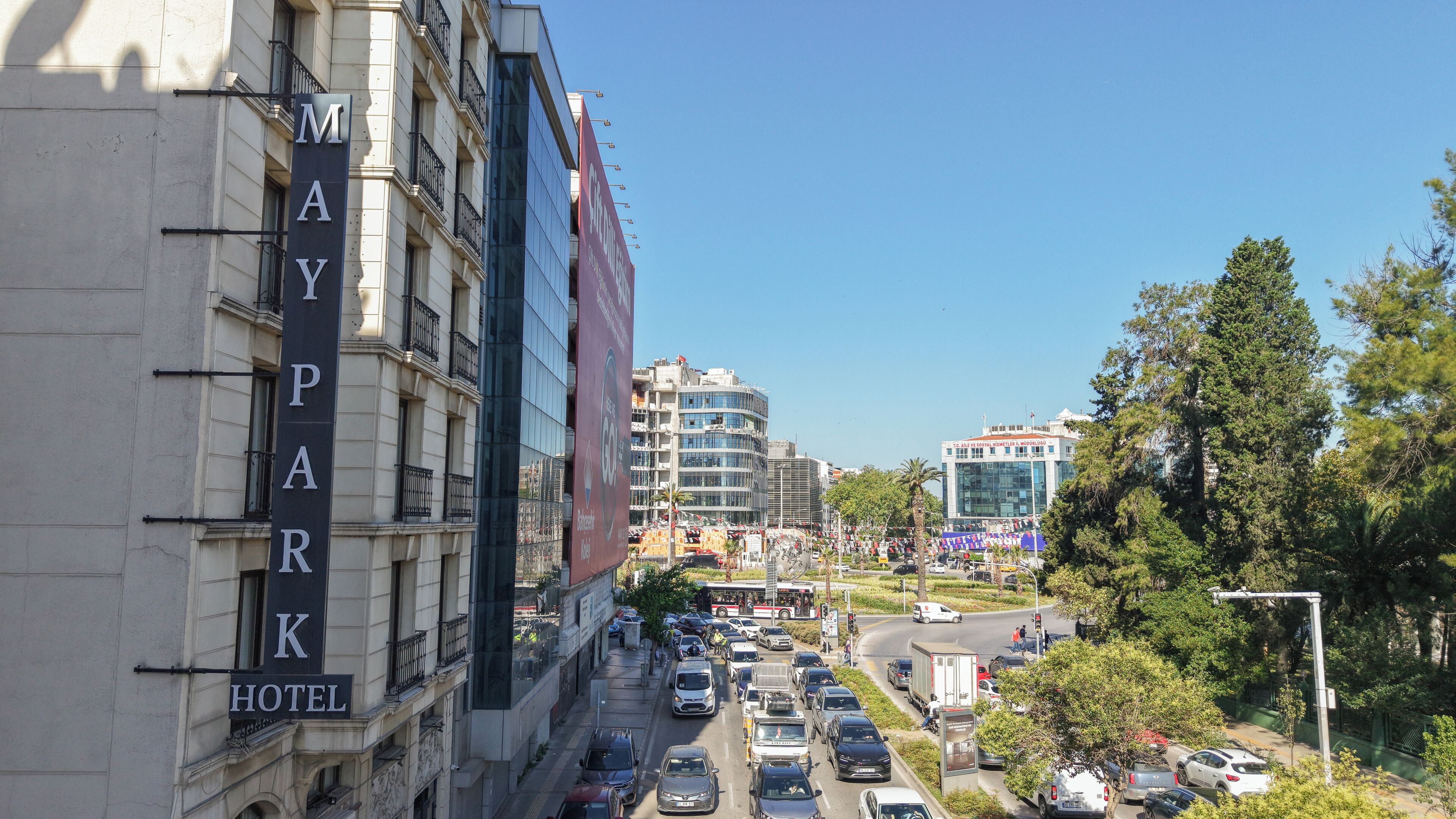 Photo - May Park Hotel