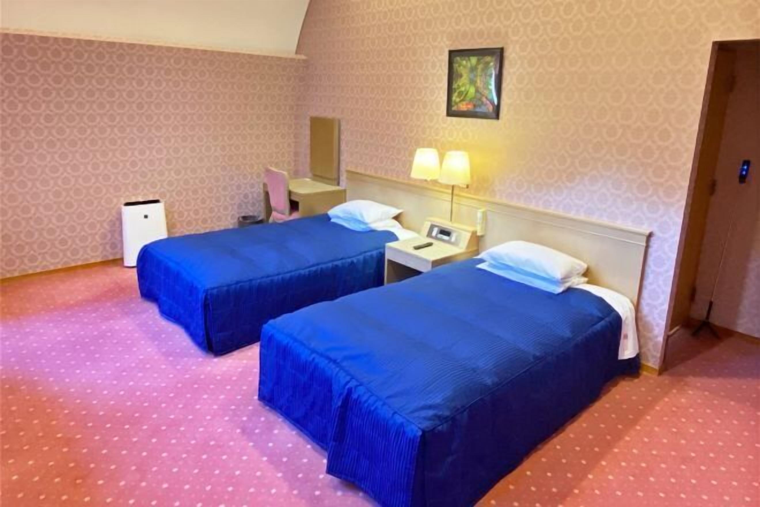 In-room safe, individually decorated, individually furnished, desk