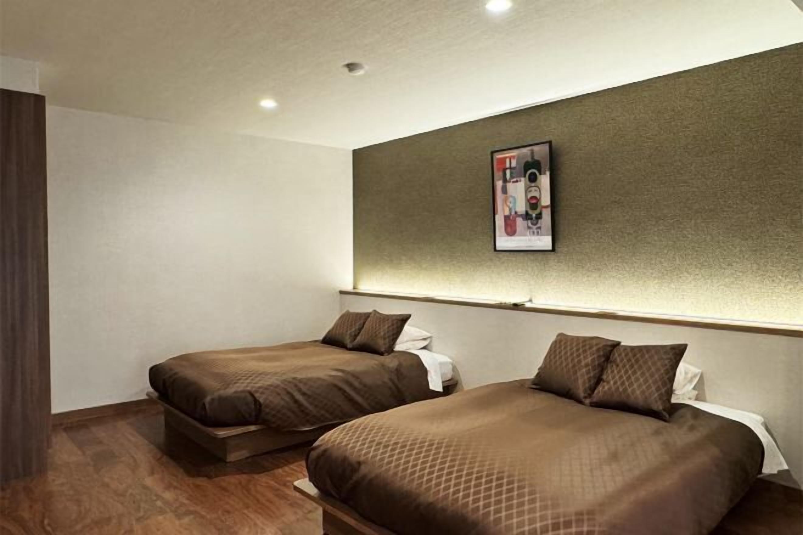 In-room safe, individually decorated, individually furnished, desk