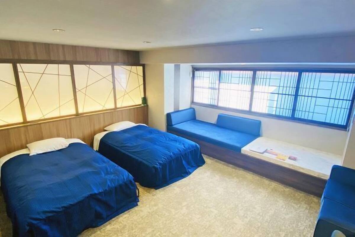 1 bedroom, in-room safe, individually decorated, individually furnished