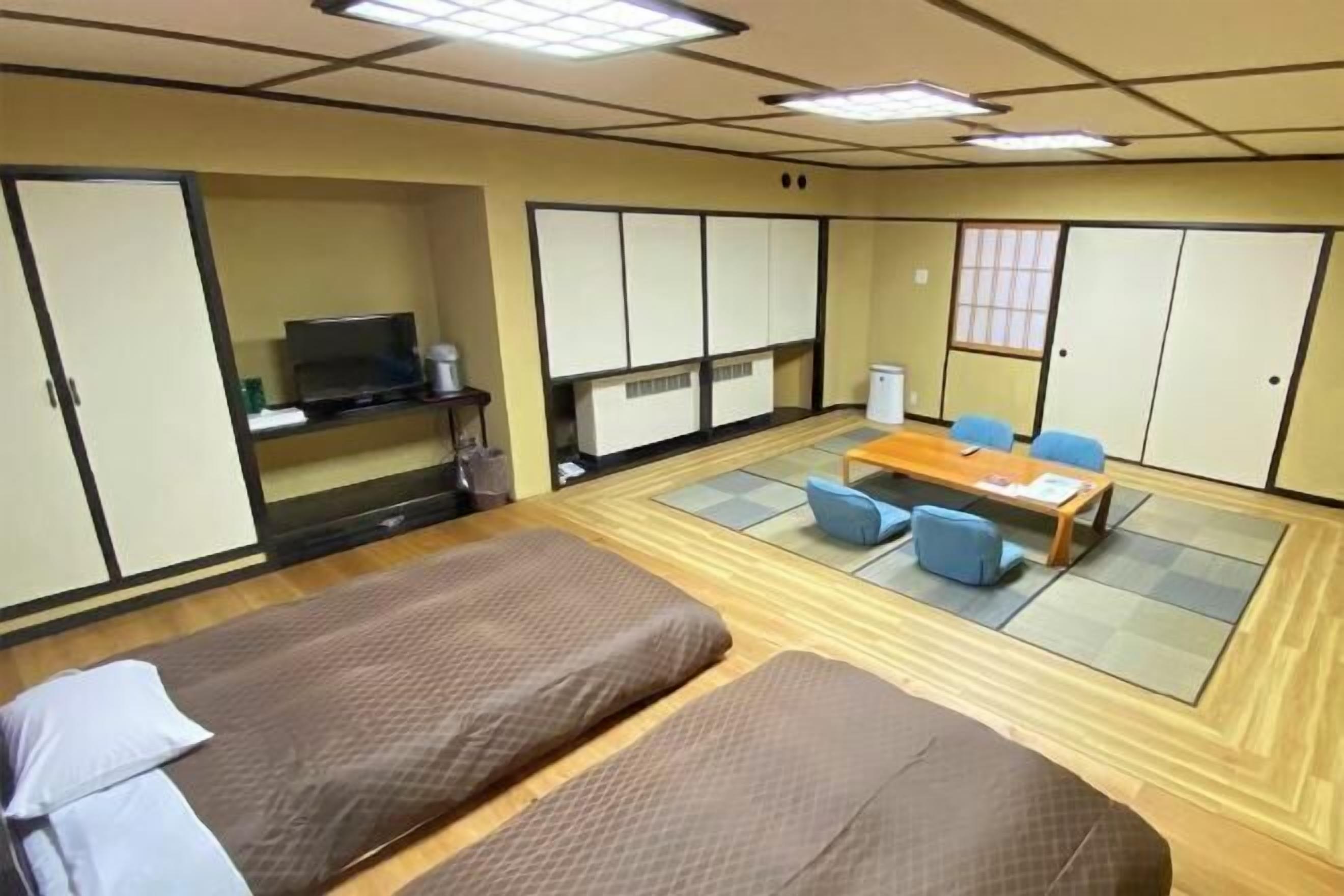 In-room safe, individually decorated, individually furnished, desk