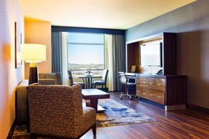 Designertoalettartikler, hårføner og håndklær