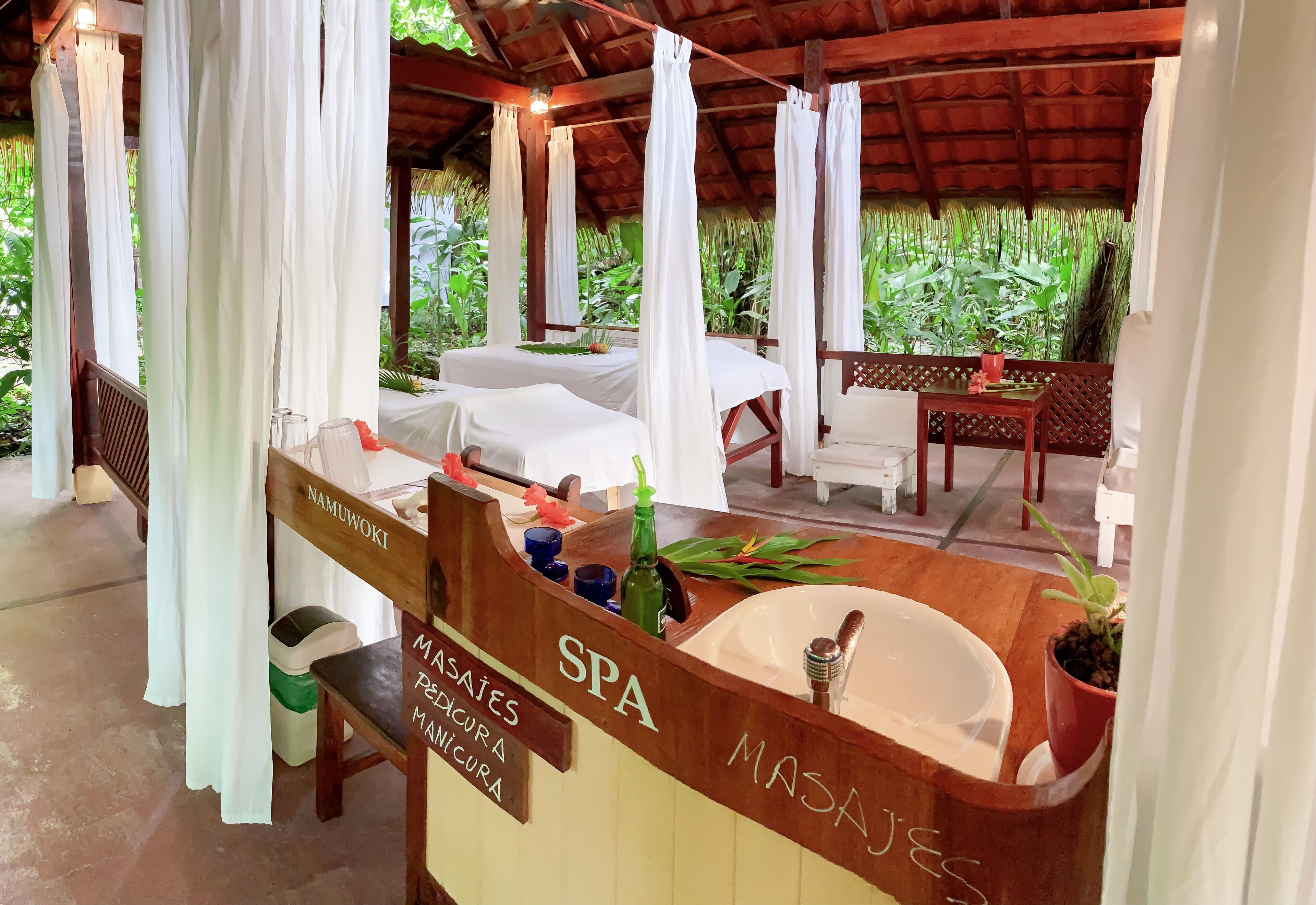 Salas de tratamiento para parejas, masajes con piedras calientes