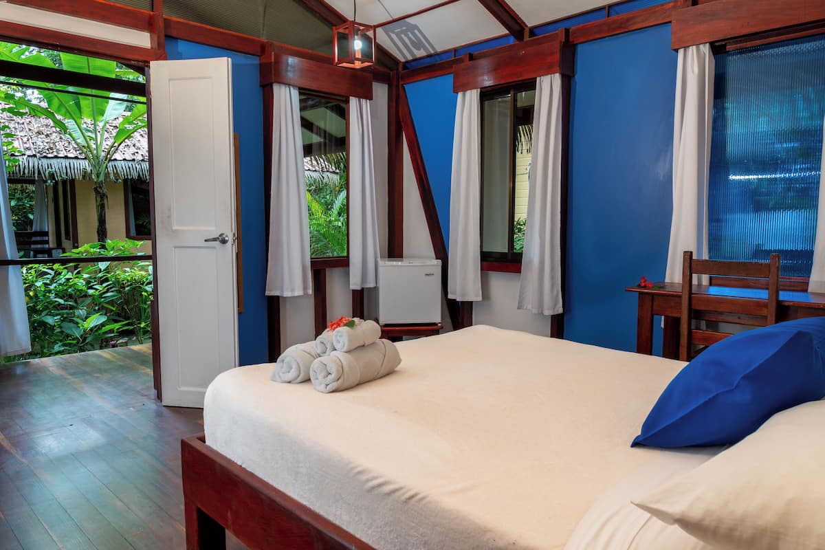 1 bedroom, in-room safe, desk, free WiFi