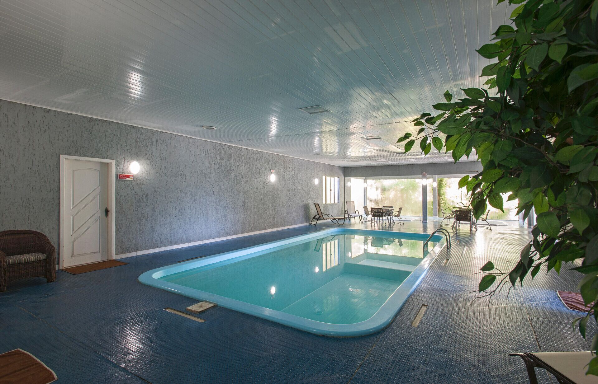 Indoor pool, outdoor pool