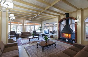 Lobby - Hotel Galo Vermelho (Gramado)