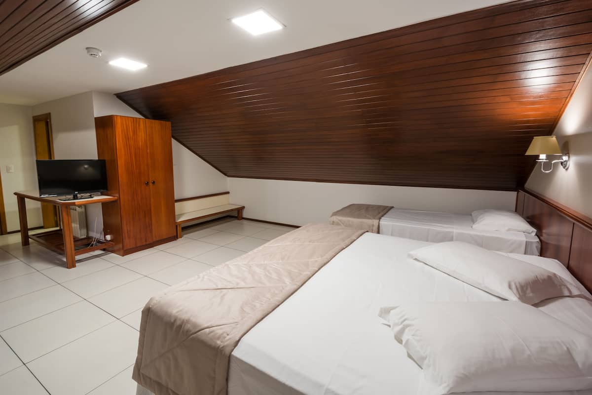 Super Luxo Especial | Minibar, una cassaforte in camera, ferro/asse da stiro, Wi-Fi gratuito