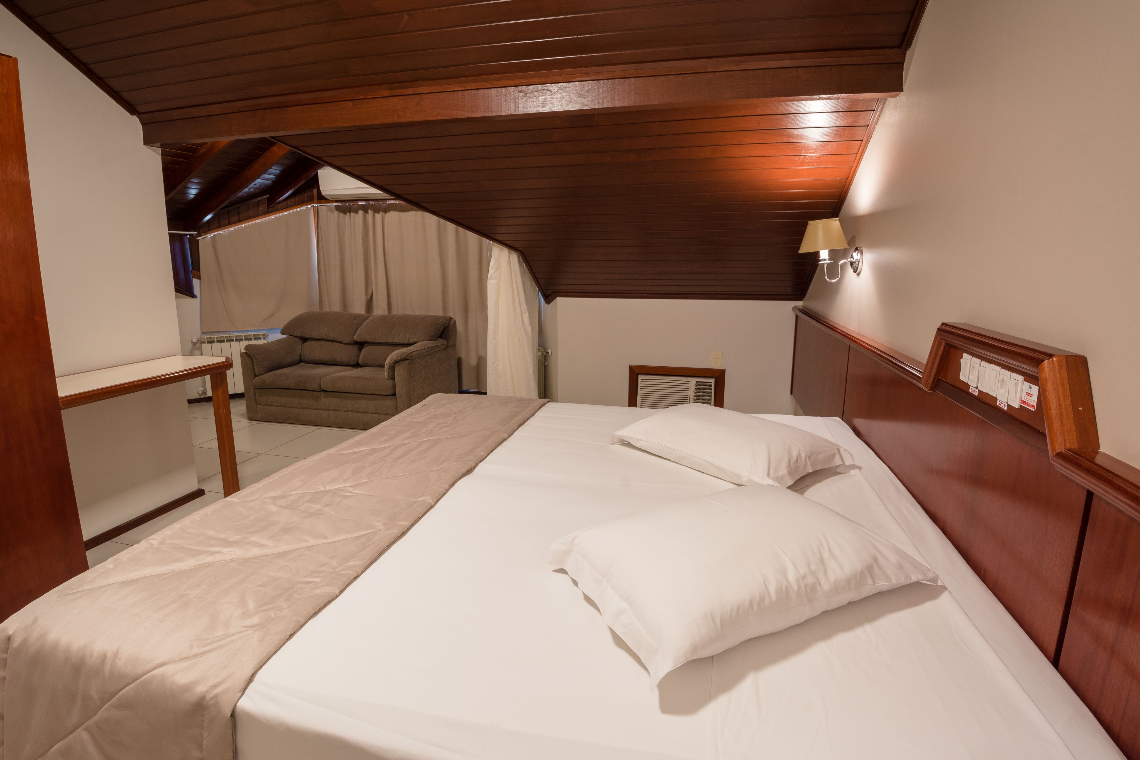 super luxo | 1 bedroom, minibar, in-room safe, iron/ironing board